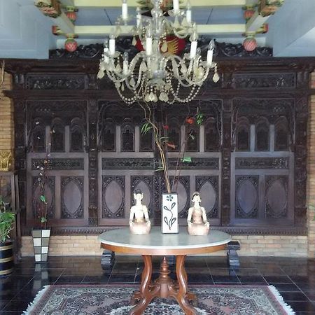 Istana Batik Ratna Ξενοδοχείο Γιογκιακάρτα Εξωτερικό φωτογραφία