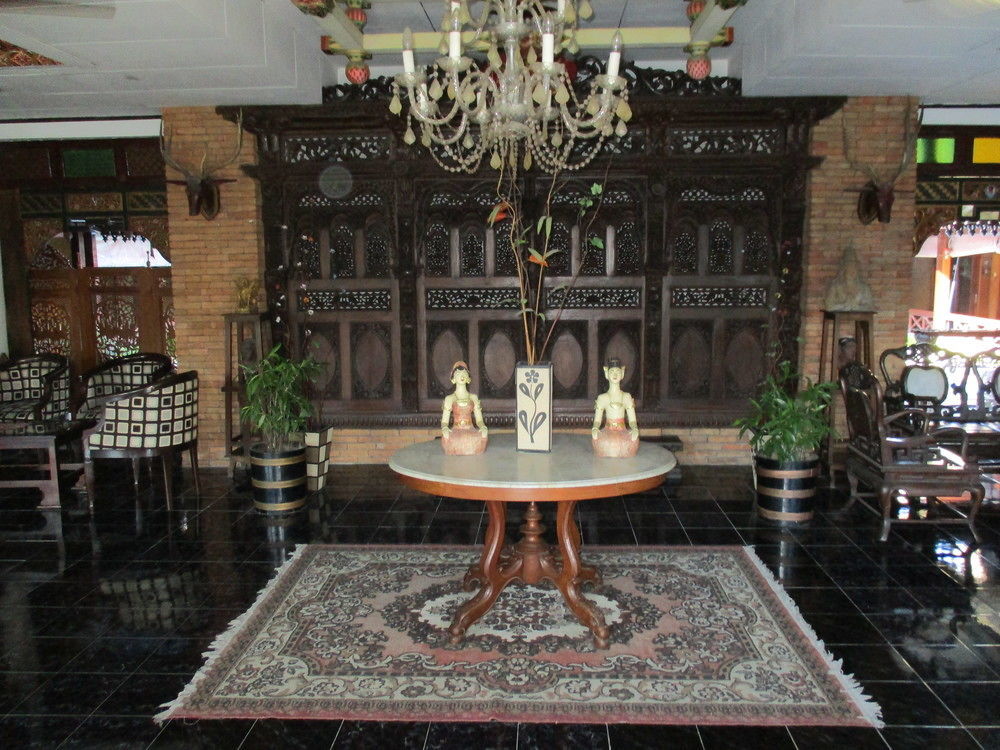 Istana Batik Ratna Ξενοδοχείο Γιογκιακάρτα Εξωτερικό φωτογραφία