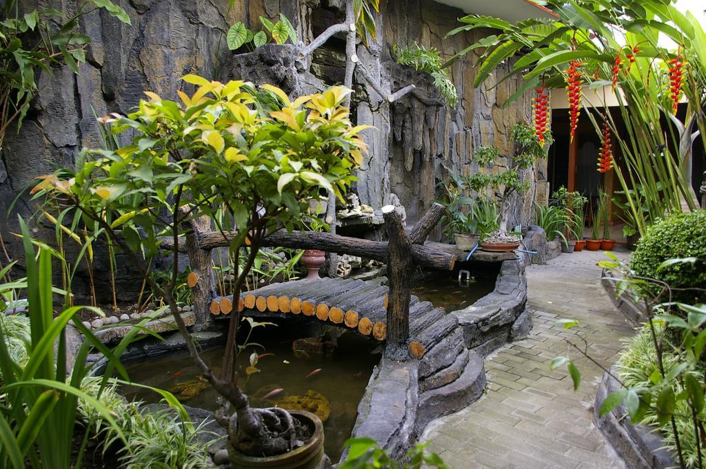 Istana Batik Ratna Ξενοδοχείο Γιογκιακάρτα Εξωτερικό φωτογραφία